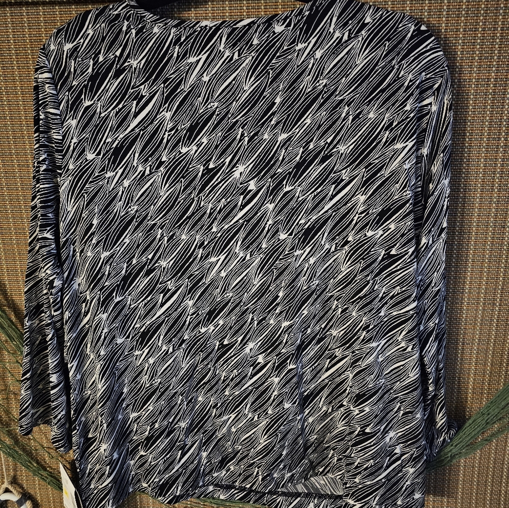 BLOUSE - Picture 2 of 4